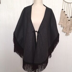 Vintage gorgeous grey wool fringed cape M L Halloween Costume Theatre